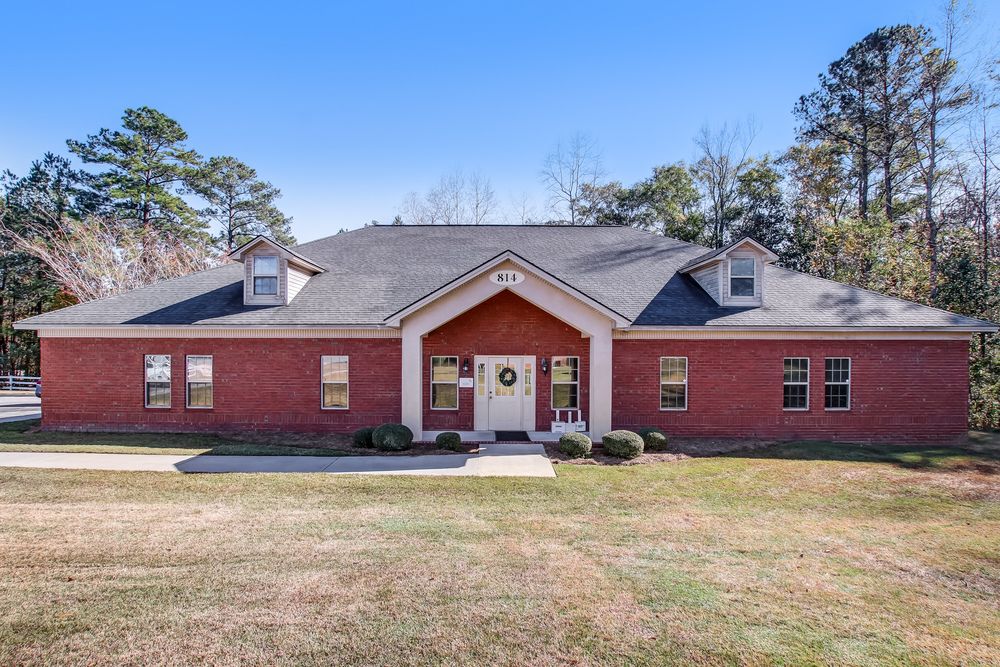 Towne Park East - Medical Investment Offering: 800 - 814 Towne Park East Drive, Rincon, GA 31326
